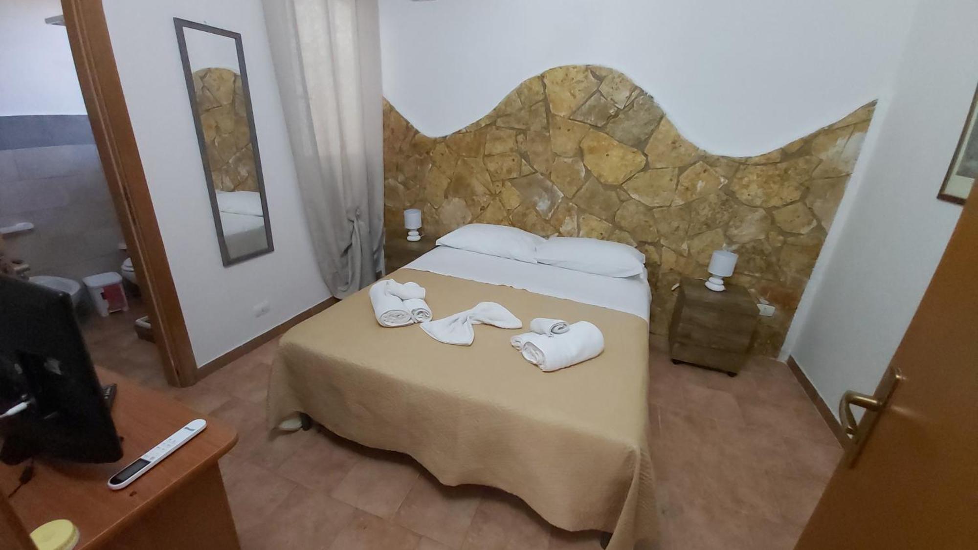 Residence Il Castello Lampedusa Room photo